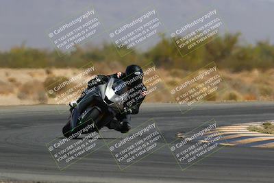 media/Apr-10-2022-SoCal Trackdays (Sun) [[f104b12566]]/Turn 15 (145pm)/